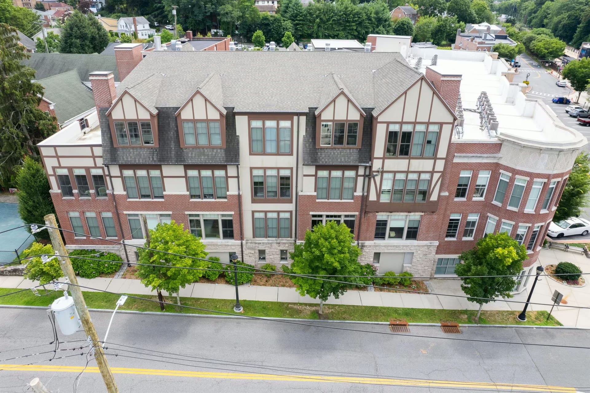 Aerial view of The Avenue at Crestwood along Columbus Avenue